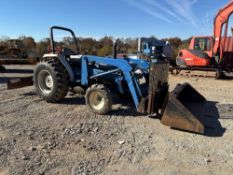 New Holland 1920 Tractor w/loader