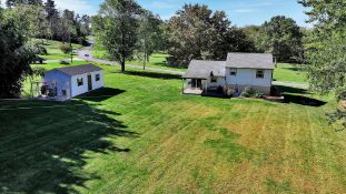 3 BED, 1 BATH BI-LEVEL & 12X24 SHED W/ DOG RUNS