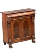 A William IV mahogany side cabinet, with 2 lion paw feet and single drawer. Circa 1830. 93x47x97cm