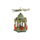 RARITÄT: Große ERZGEBIRGE Weihnachtspyramide, mit Bergmannszug, fein bemalte Massefiguren, Größe der