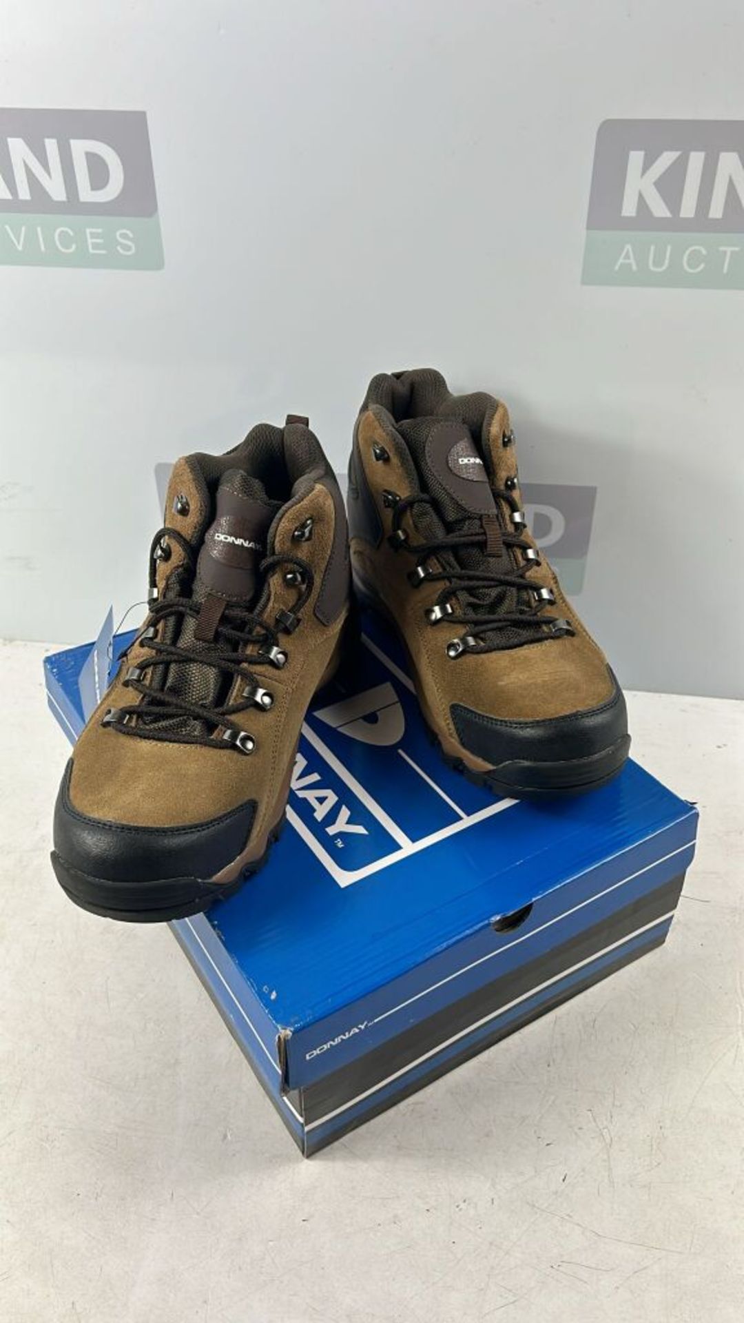 RRP £79.99 - UK 7 BROWN & BLACK DONNAY WALKING/WORK WATERPROOF BOOTS. - Image 4 of 5