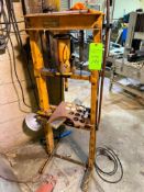 Central Hydraulics 12 Ton Shop Press