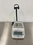 Parata AccuCount 2 scale. S/N: 470109X.