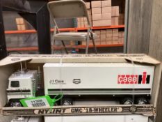 Nylint GMC JL Case18 Wheeler