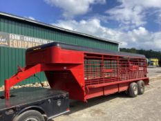 1989 Gooseneck Stock Trailer