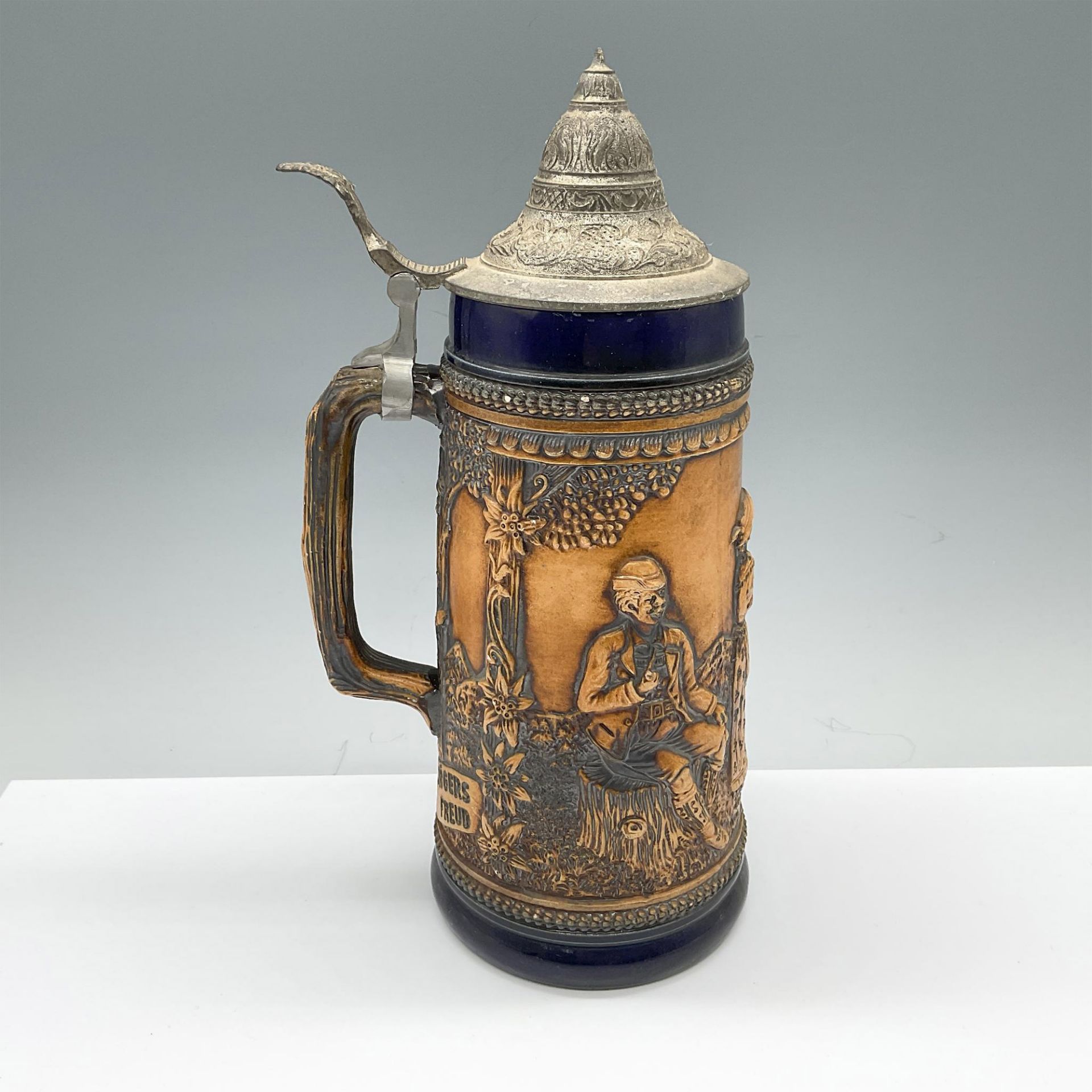 Vintage Simon Peter Gerz Stoneware Hunting Beer Stein - Bild 3 aus 5