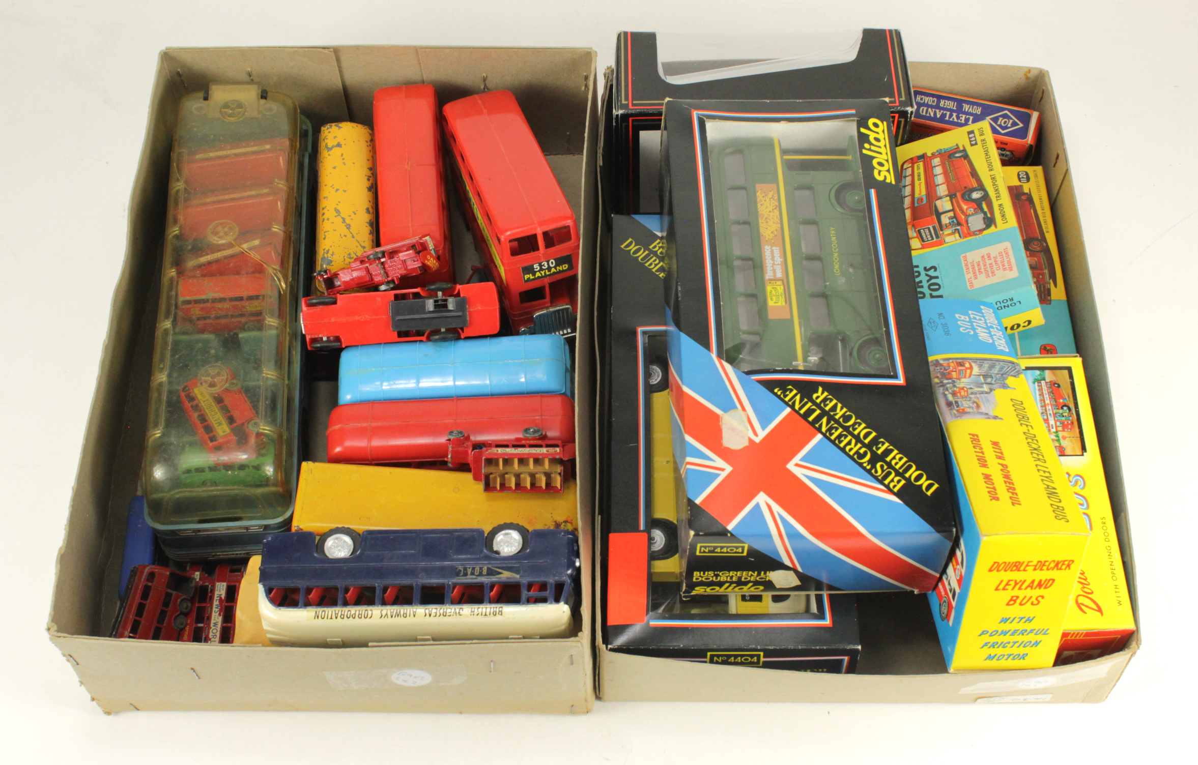 Bus Box Set Buses & Coaches. A collection of twelve boxed model buses & coaches ...