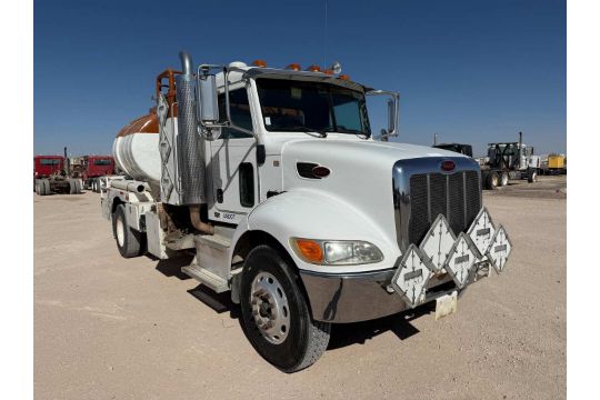 2011 PETERBILT 337 CHEMICAL TREATER TRUCK - Image 2 of 12