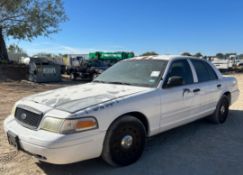 2005 FORD CROWN VICTORIA