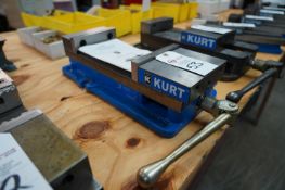 Kurt 6'' AngLock Milling Machine Vise