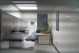 U SHAPED DESK UNIT , WITH ROLLING OFFICE CHAIR