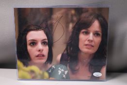 ANNE HATHAWAY AUTOGRAPH