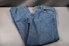 LEVI JEANS