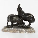 Edgard JORIS (1885-1916), bronze 'Combat des tapirs' with black patina on brown veined marble base,
