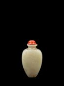 A JADE SNUFF BOTTLE, China, 19th century