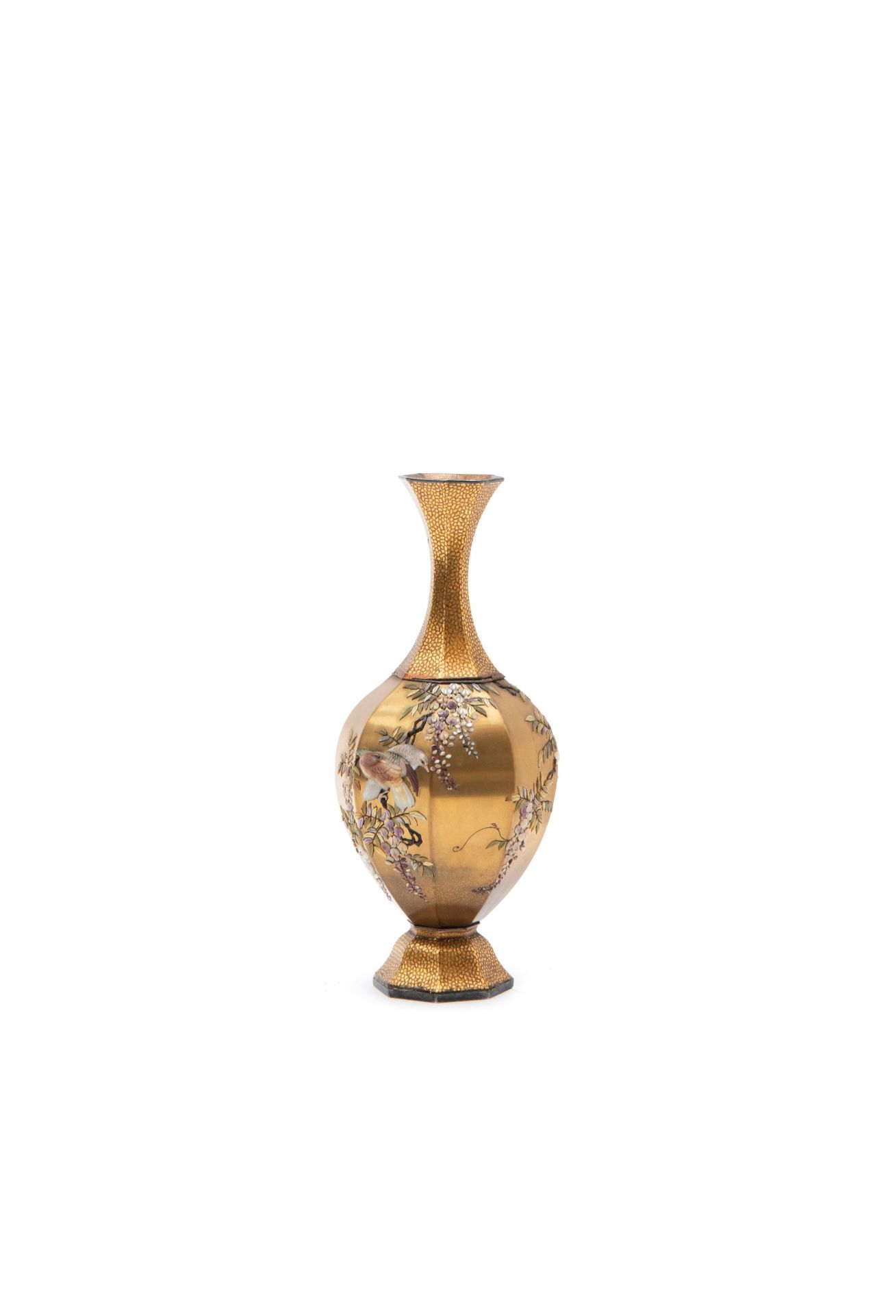 A GOLD LACQUER SHIBAYAMA VASE, Japan, Meiji period (1868-1912) - Bild 2 aus 2
