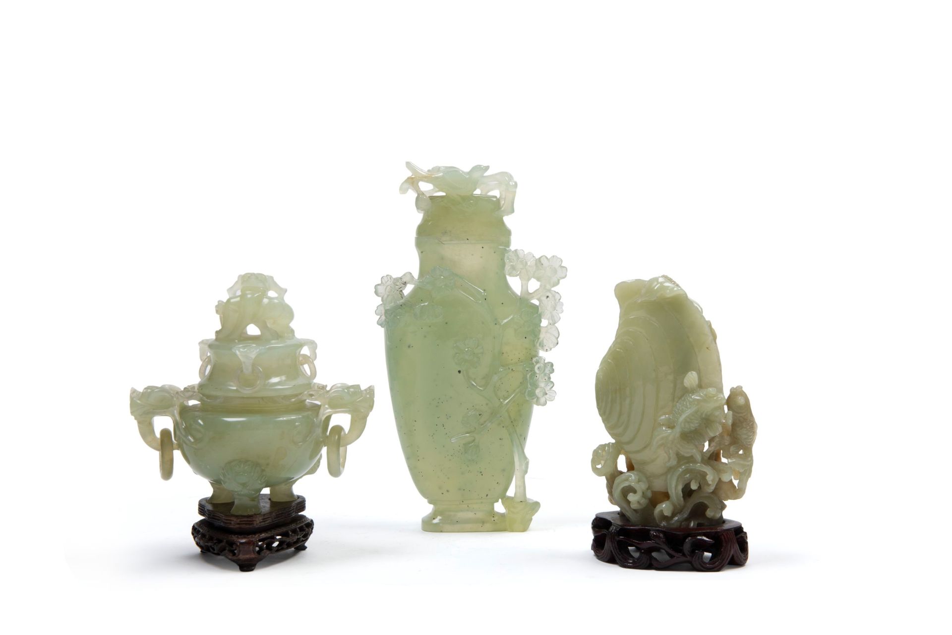 LOT CONSISTING OF HARDSTONE ITEMS, China, 20th century