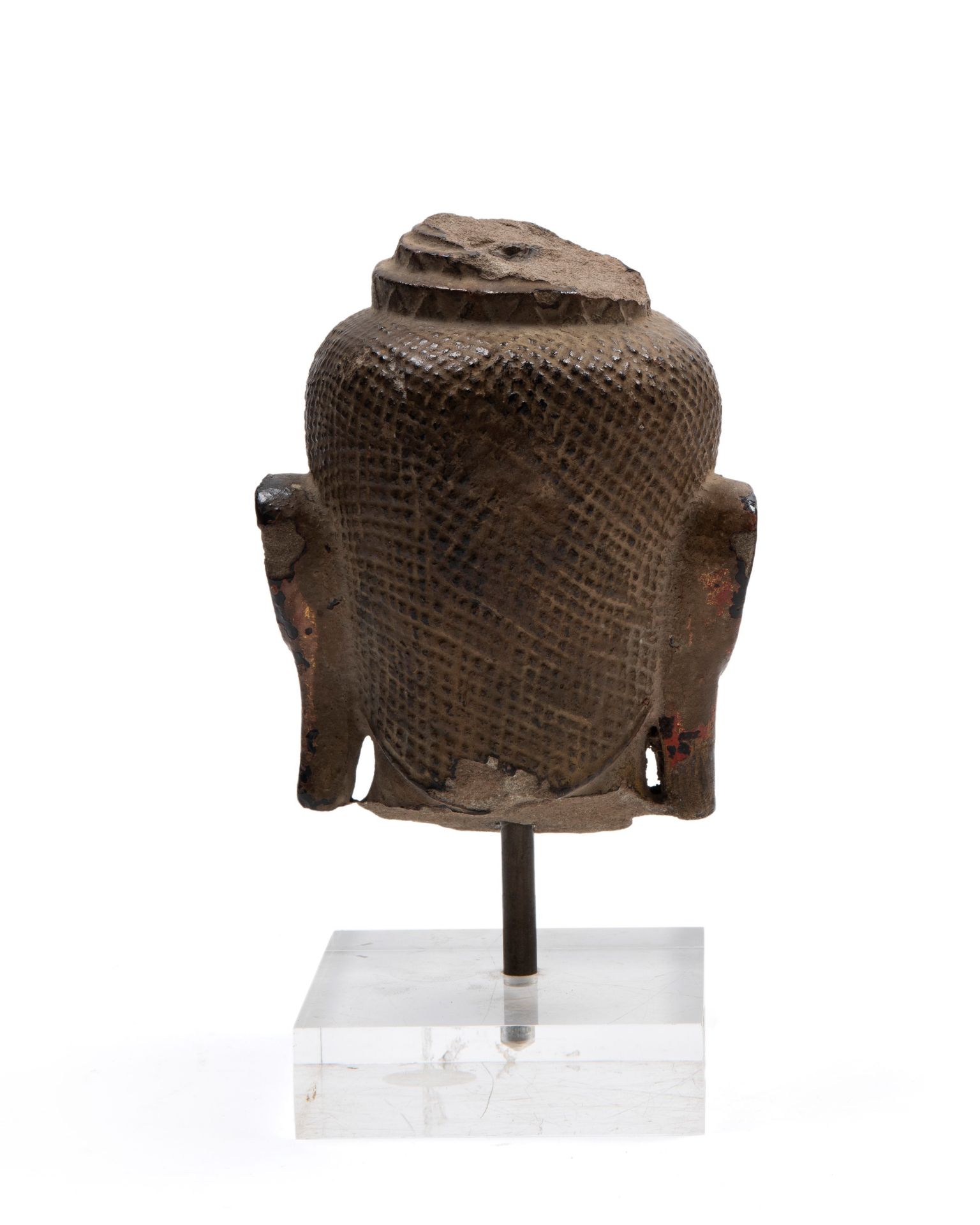 ANCIENT THAI STONE SCULPTURE DEPICTING A HEAD OF BUDDHA, - Bild 2 aus 2