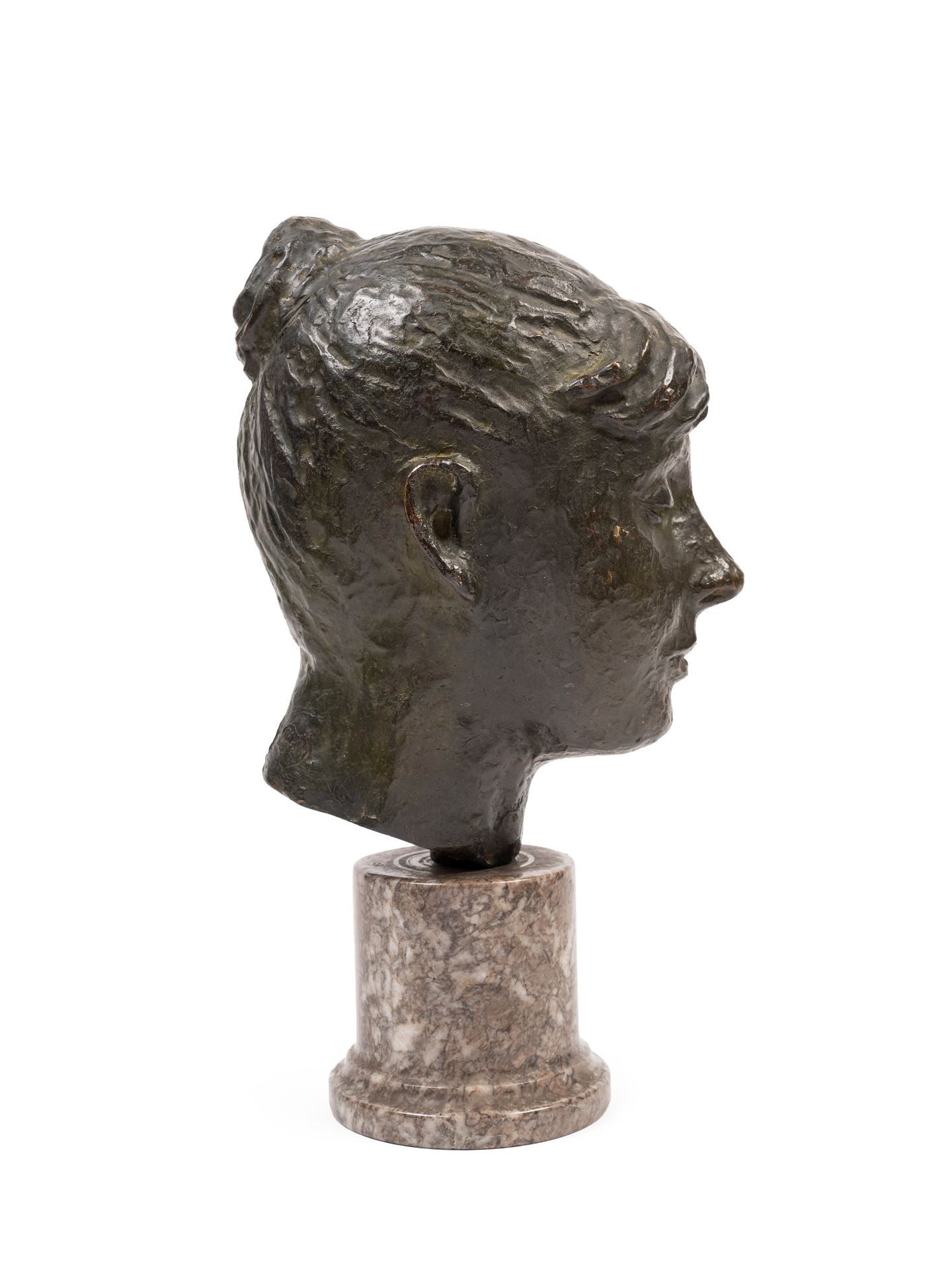 BRONZE SCULPTURE DEPICTING A WOMAN'S HEAD, 19th century - Bild 4 aus 4