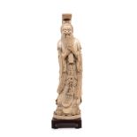 â˜¼AN IVORY SCULPTURE DEPICTING CONFUCIO, China, 19th / 20th century