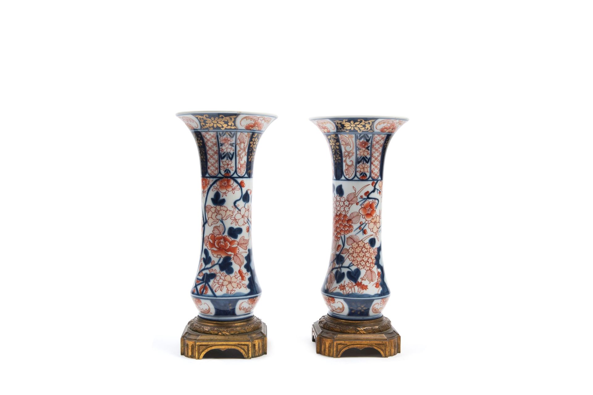 PAIR OF ORMOLU MOUNTED IMARI PORCELAIN VASES , Japan, Meiji Period (1868-1912)