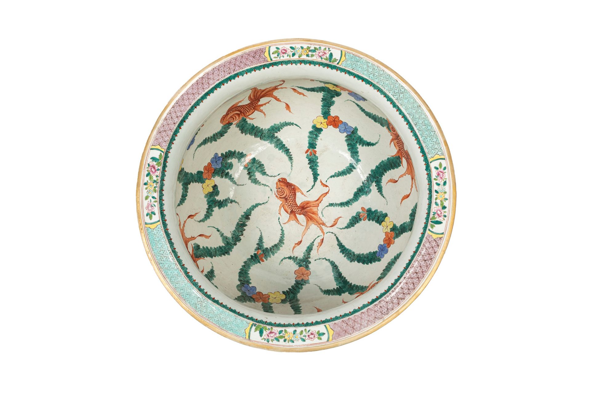 A HUGE FAMILLE ROSE PORCELAIN FISH-BOWL, Samson, 19th century - Bild 4 aus 4