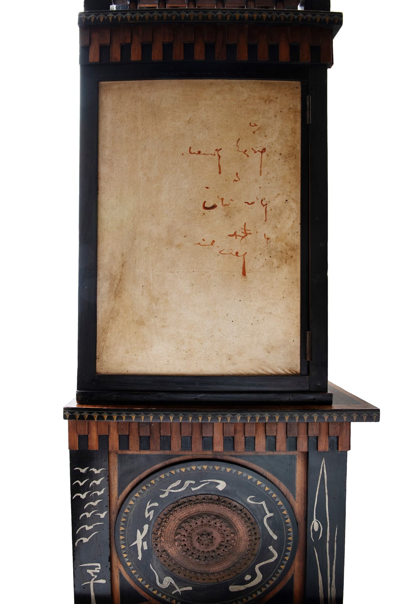 AN IMPORTANT INLAID WOOD AND HAND-PAINTED VELLUM MOSQUÃ‰E CABINET, Around 1900 - Bild 4 aus 10
