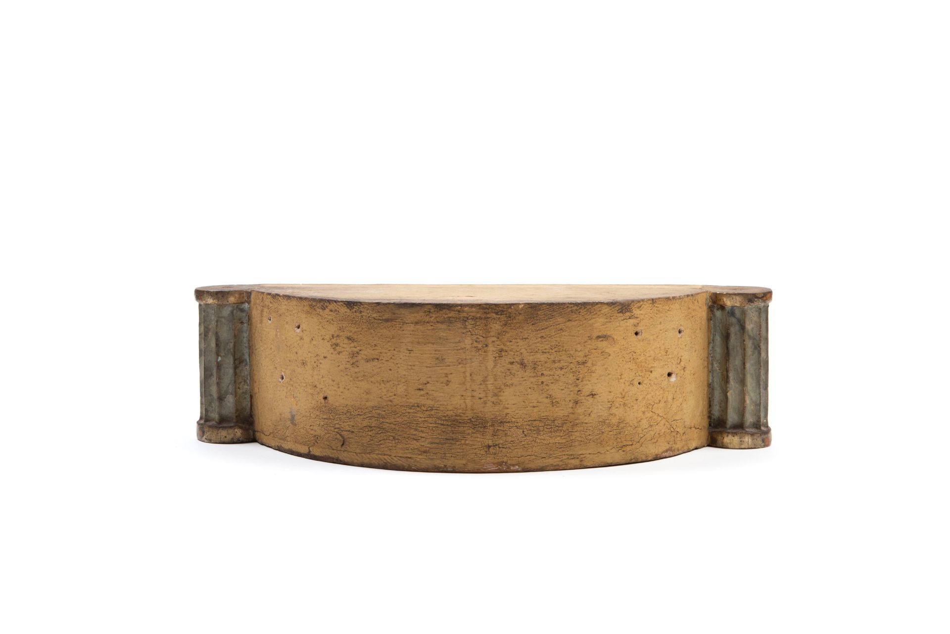 RED AND GILT LACQUERED WOODEN BASE, 19th century - Bild 2 aus 2