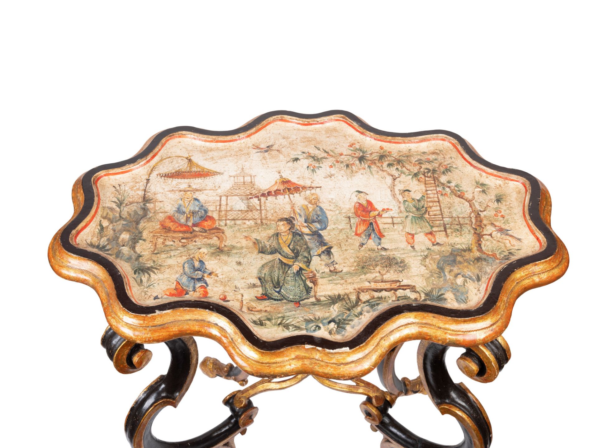 A LACQUERED CHINOISERIE CENTER TABLE, Piedmont, 18th century - Bild 3 aus 3