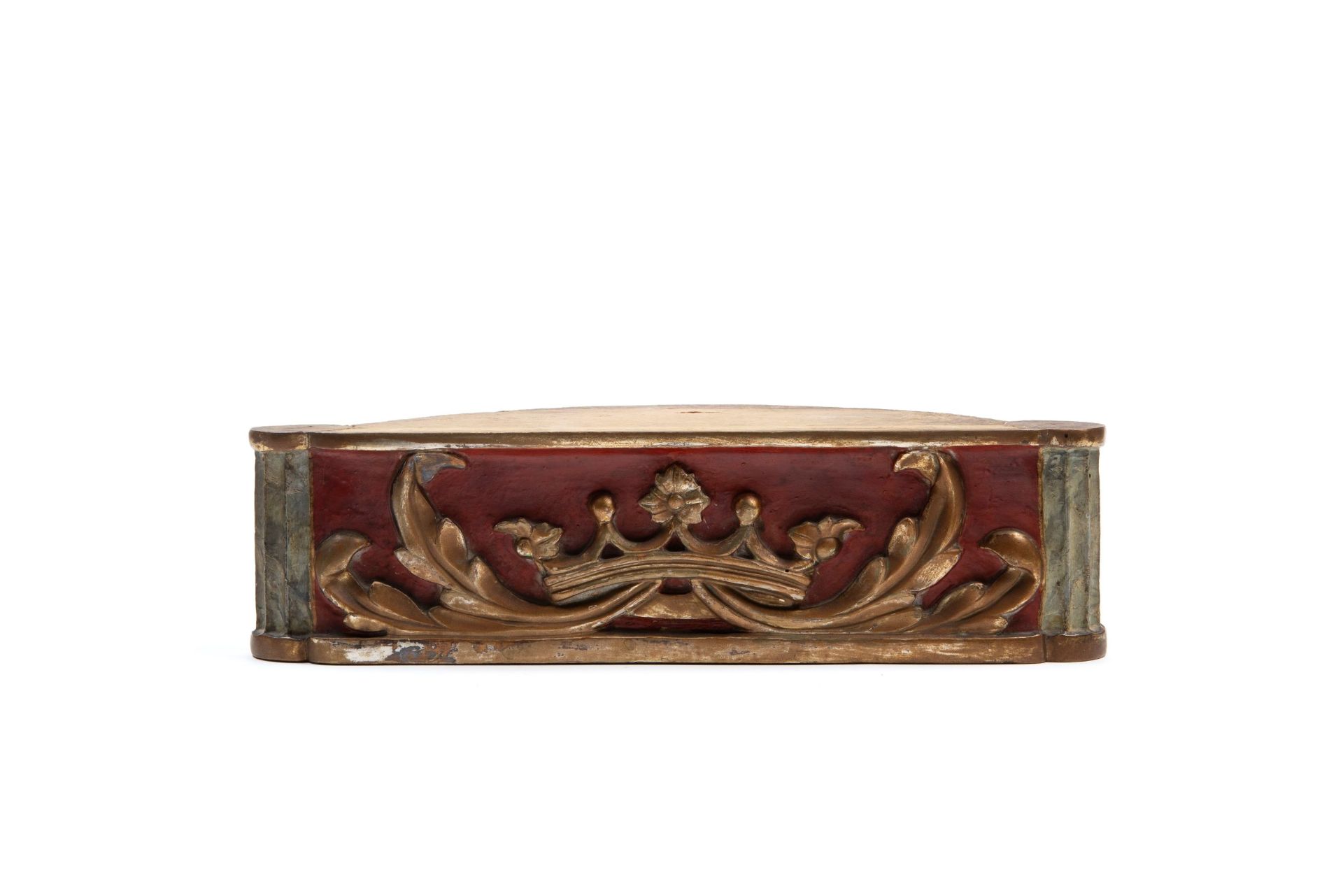 RED AND GILT LACQUERED WOODEN BASE, 19th century