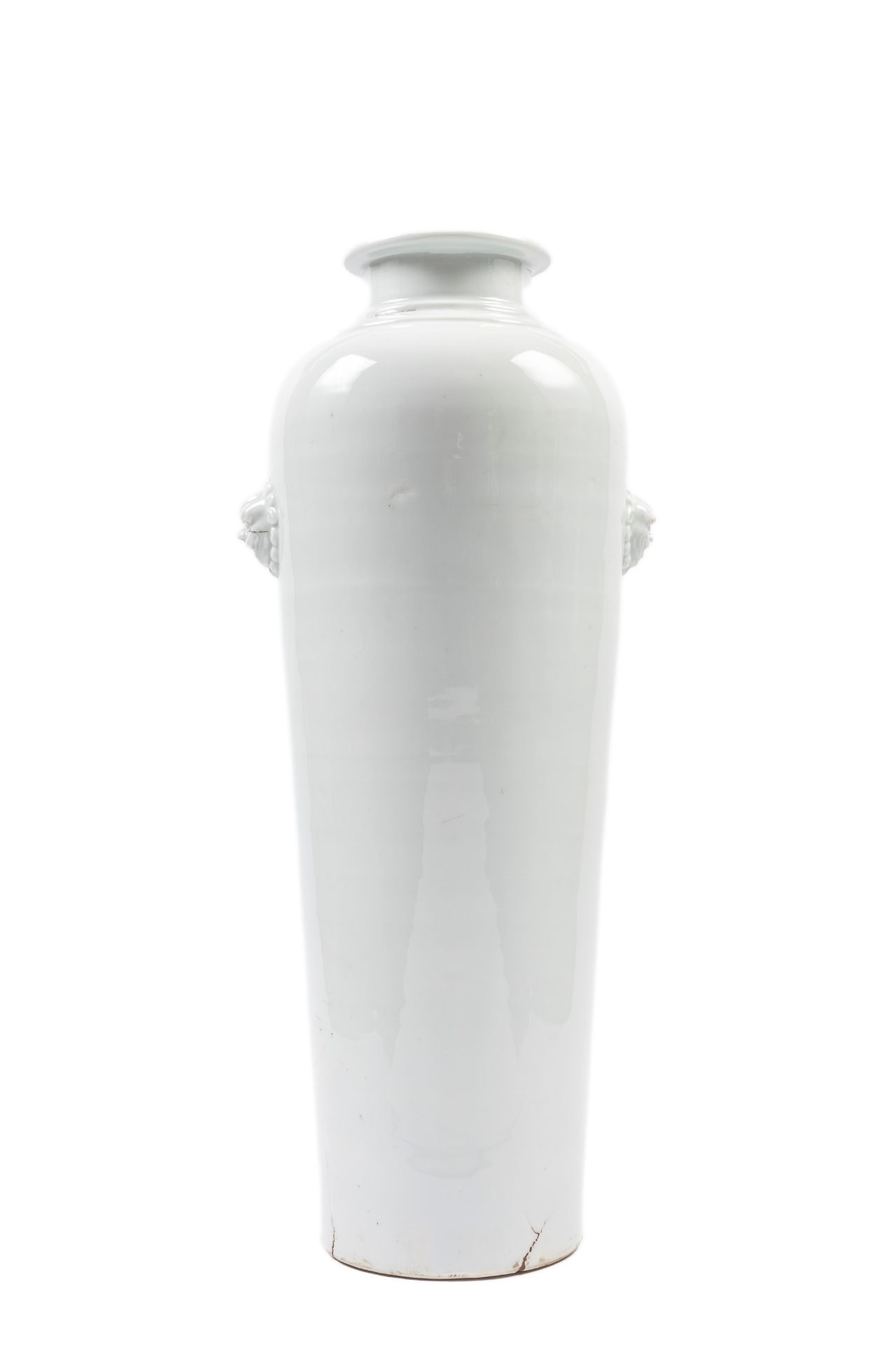 A LARGE DEHUA PORCELAIN SLEEVE-VASE, China, Qing dynasty, 18th century - Bild 2 aus 3