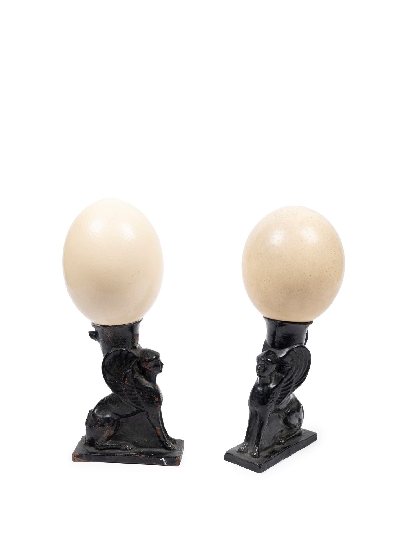 PAIR OF CERAMIC SPHINXES WITH OSTRICH EGGS, 19th century - Bild 2 aus 3