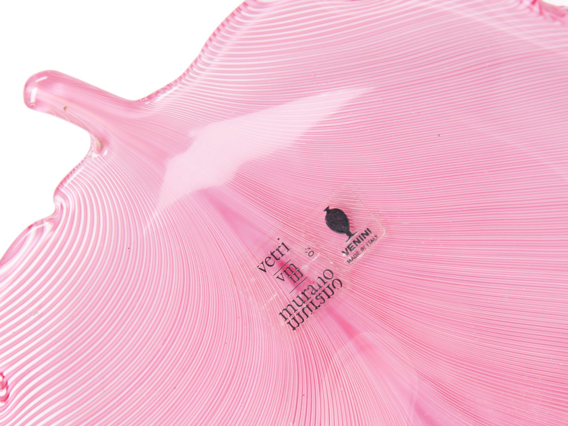 HALF-FILIGREE GLASS LEAF IN SHADES OF PINK, 20th century - Bild 4 aus 4