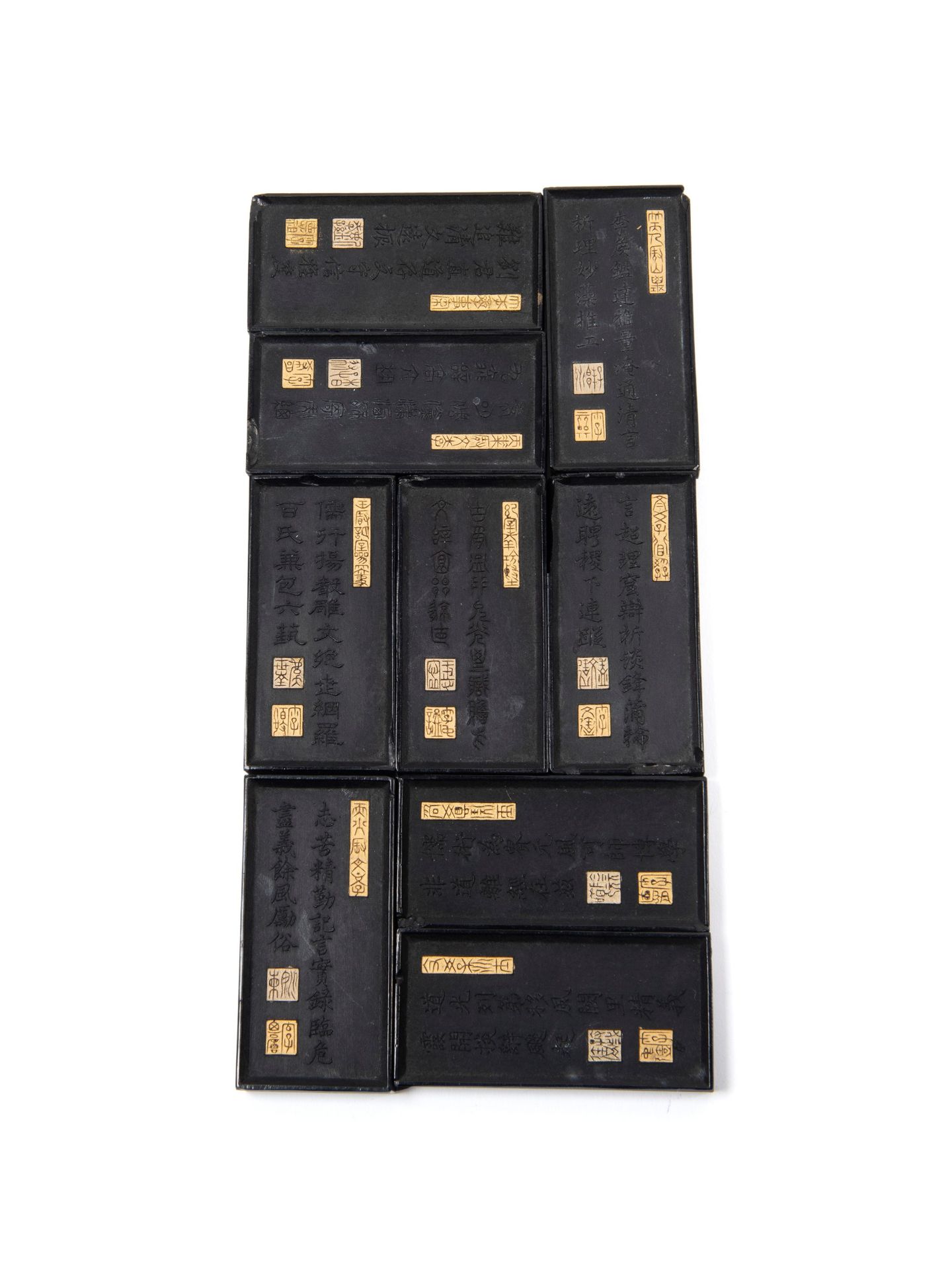 BLACK LACQUER BOX WITH SET OF INKS, China, Qing dynasty, early 20th century - Bild 3 aus 3