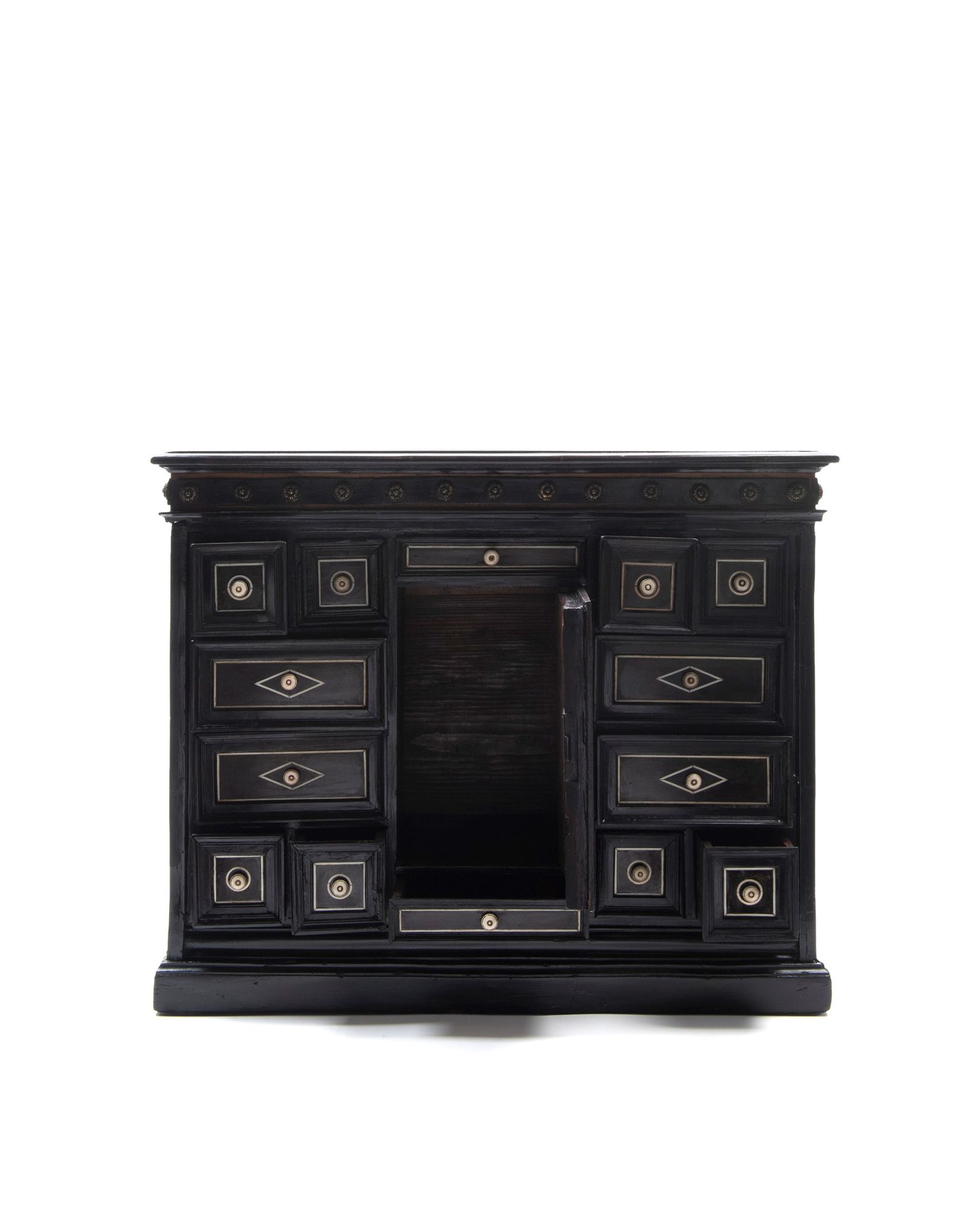 SMALL COIN CABINET, 17th century - Bild 2 aus 3