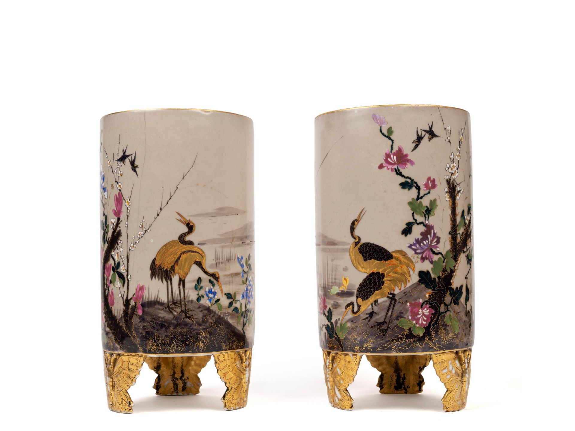 PAIR OF POLYCHROME PORCELAIN VASES, Japan, Meiji period (1868-1912)
