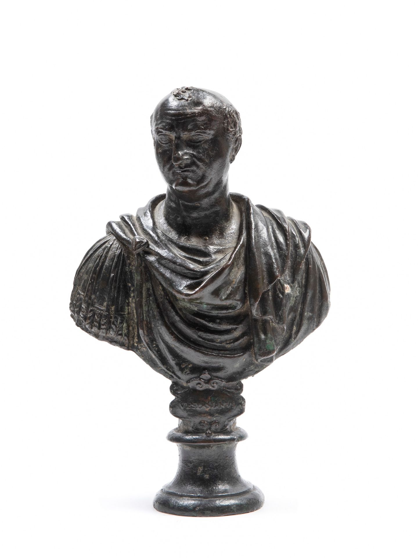 BRONZE BUST WITH DARK PATINA DEPICTING EMPEROR VESPASIAN, 17th century