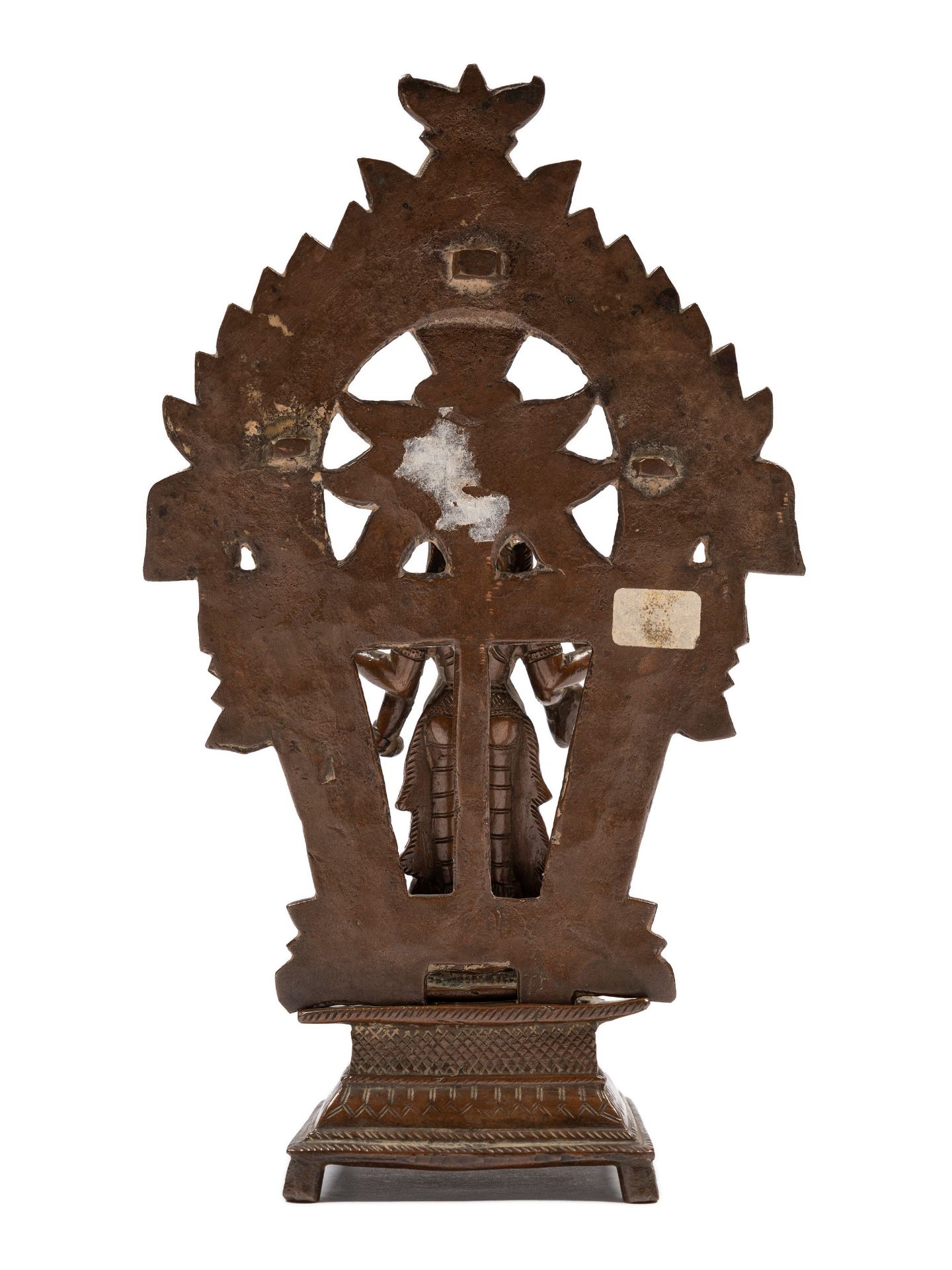 A BRONZE FIGURE OF VISHNU, South India, 18th/19th century - Bild 2 aus 2