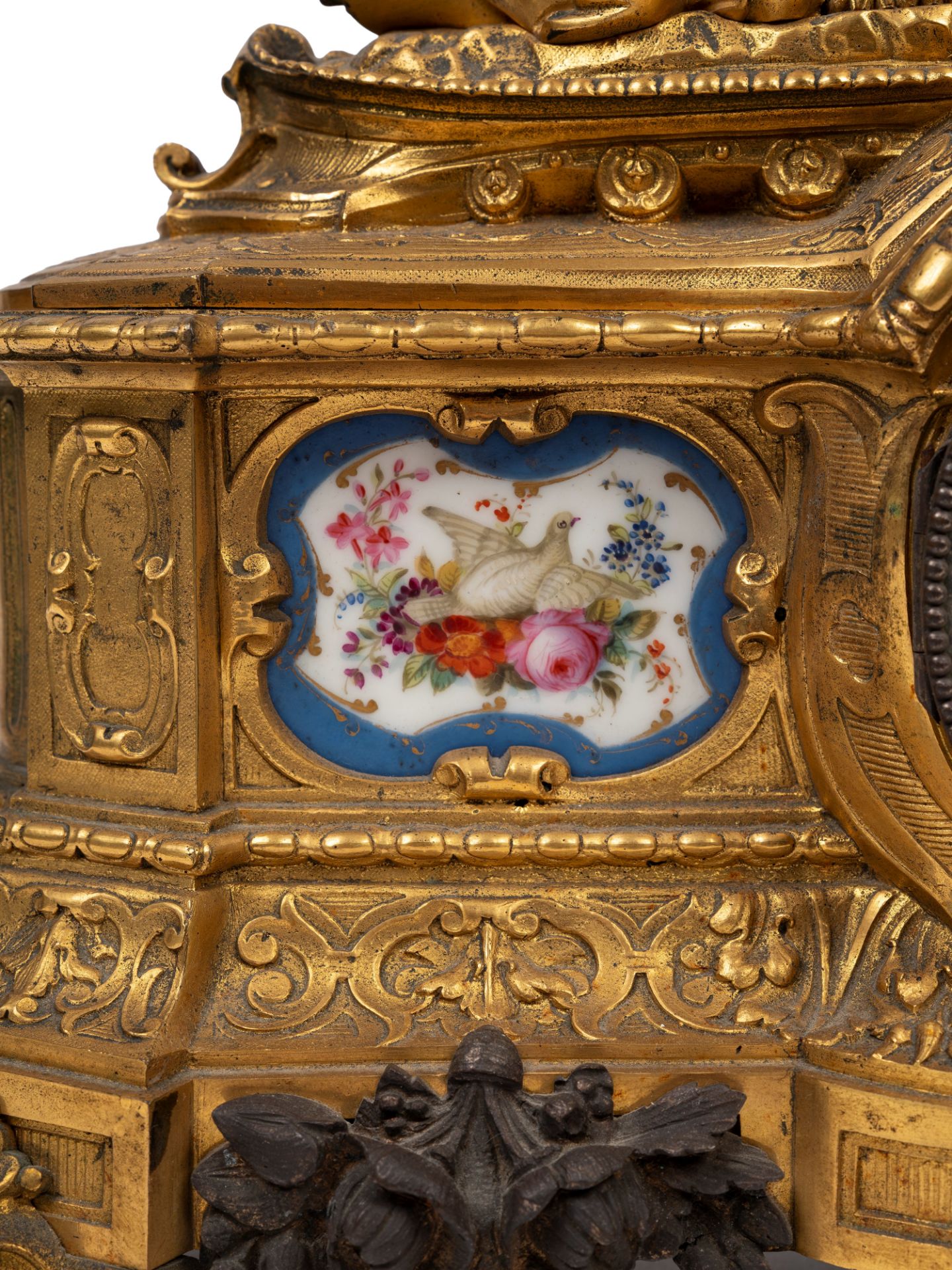 A GILT BRONZE CLOCK, France, 19th century - Bild 2 aus 5