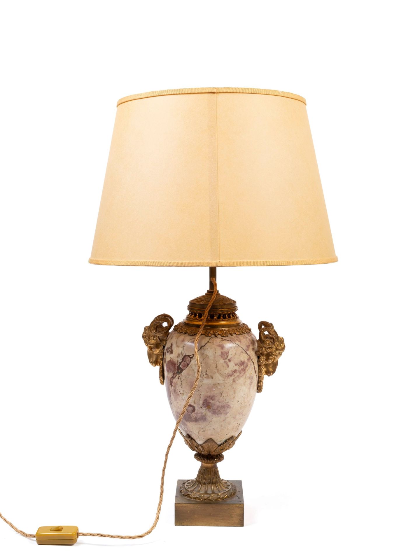 A PAIR OF TWO-HANDLED MARBLE VASE WITH GILT-BRONZE MOUNTS, 19th century - Bild 2 aus 2