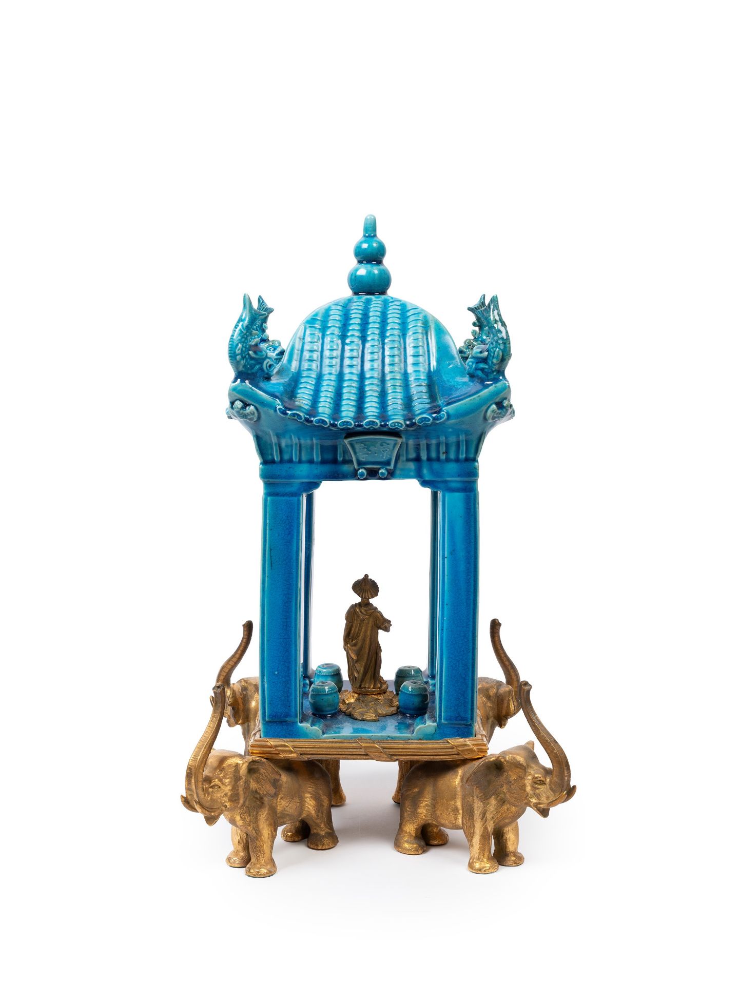 A ORMOLU MOUNTED TURQUOISE PORCELAIN TEMPLE, China, 18th century - Bild 2 aus 3