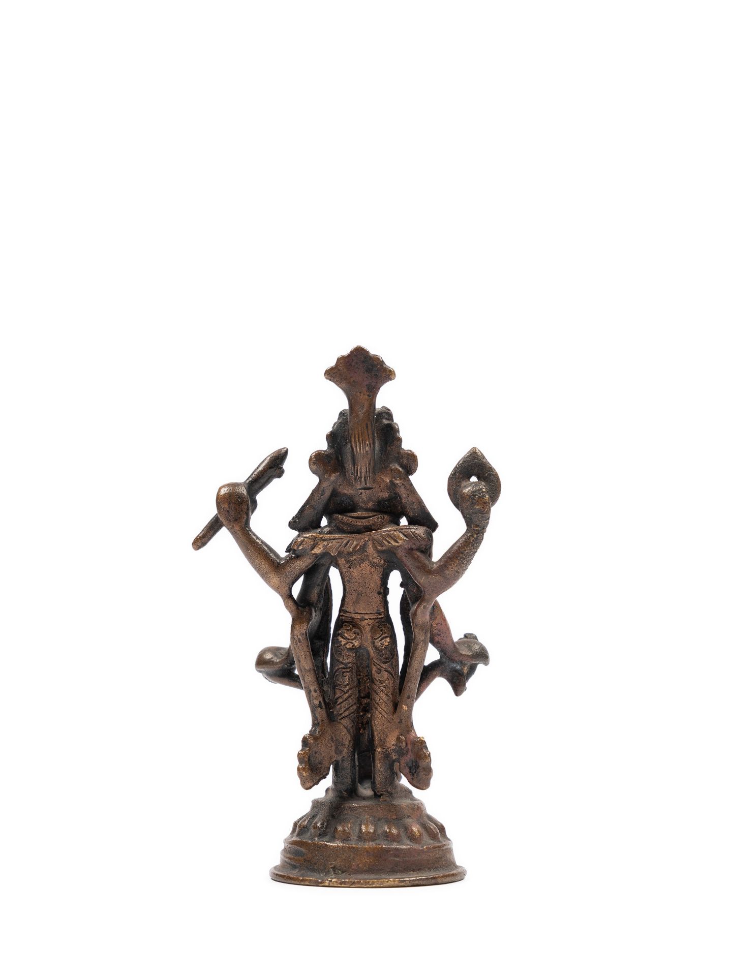 A BRONZE FIGURE OF VISHNU, Nepal, 19th / 20th century - Bild 2 aus 3