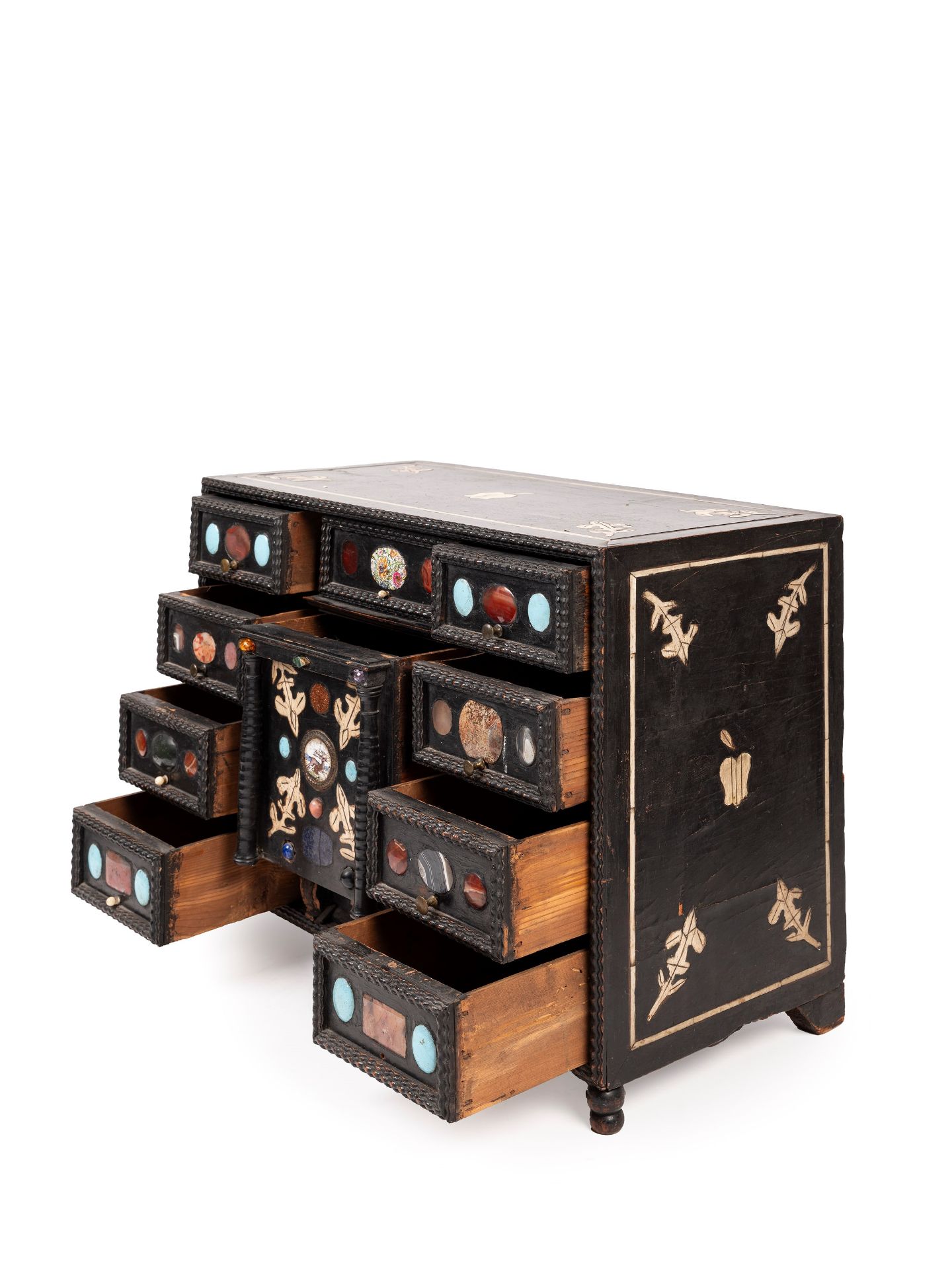 CABINET FOR COINS IN EBONIZED WOOD AND HARDSTONES, 18th century (with later additions) - Bild 3 aus 4