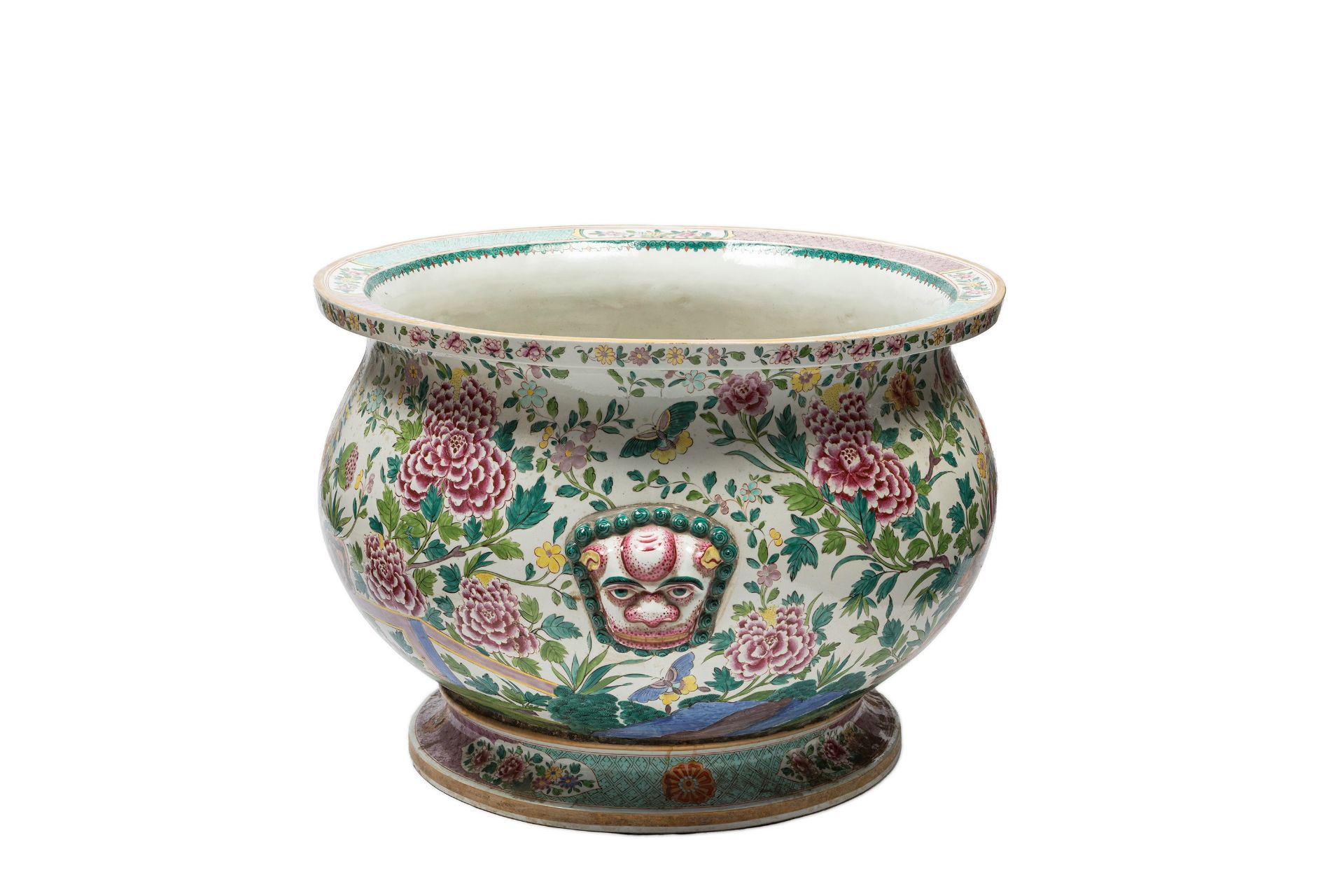 A HUGE FAMILLE ROSE PORCELAIN FISH-BOWL, Samson, 19th century - Bild 2 aus 4