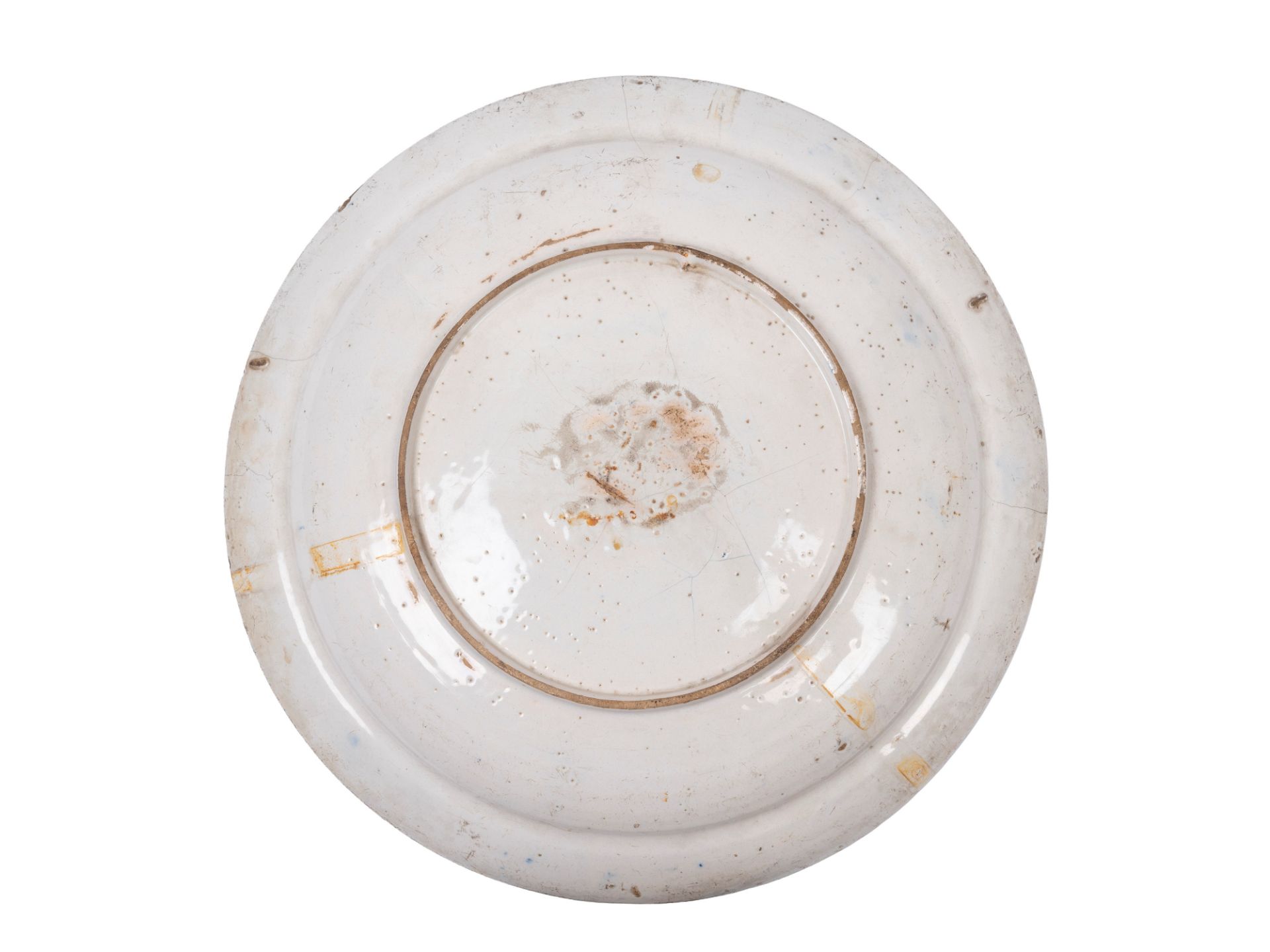 A PAIR OF LARGE BLUE AND WHITE PORCELAIN PLATES, Delft, 17/18th century - Bild 2 aus 2