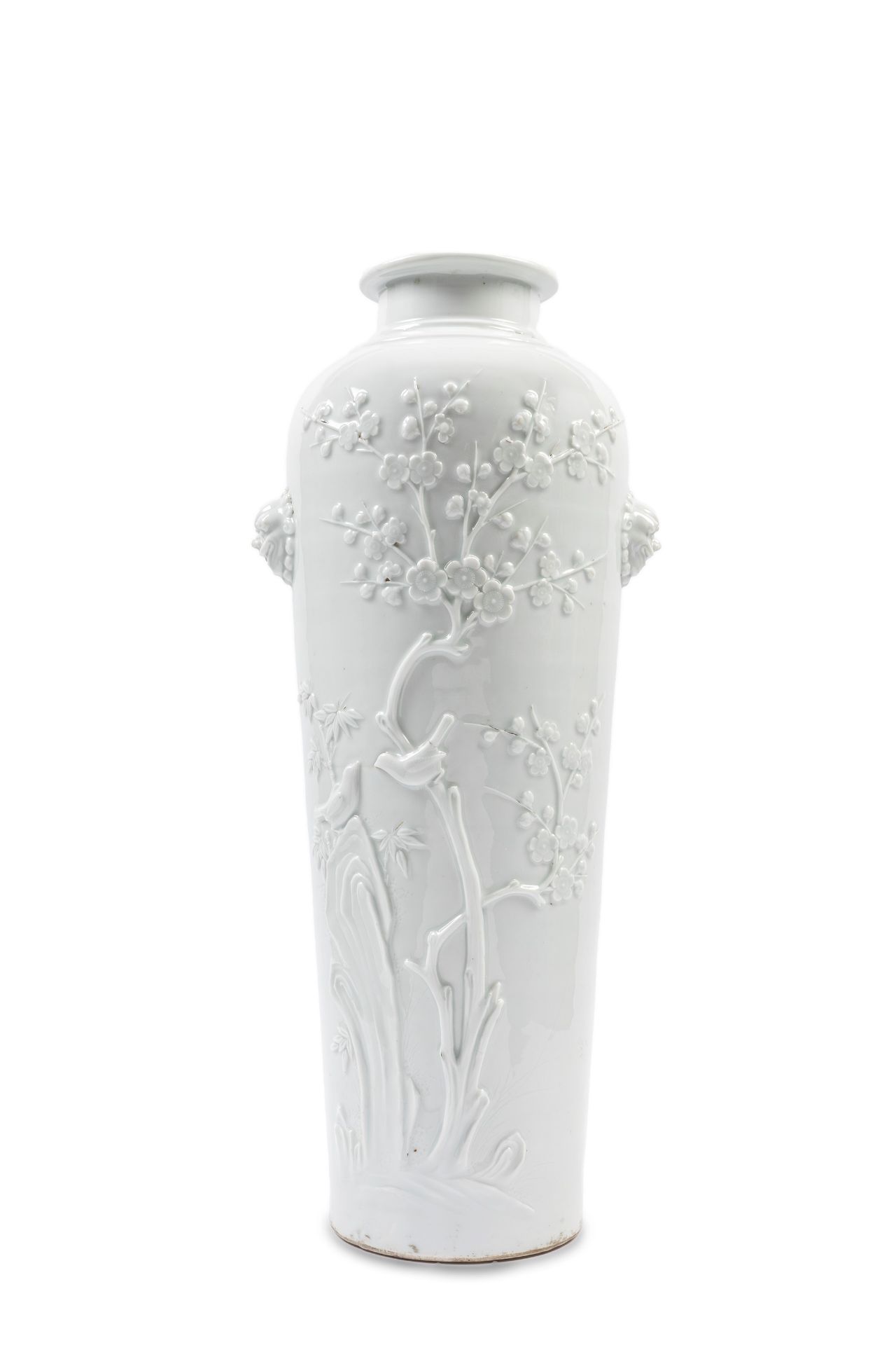 A LARGE DEHUA PORCELAIN SLEEVE-VASE, China, Qing dynasty, 18th century