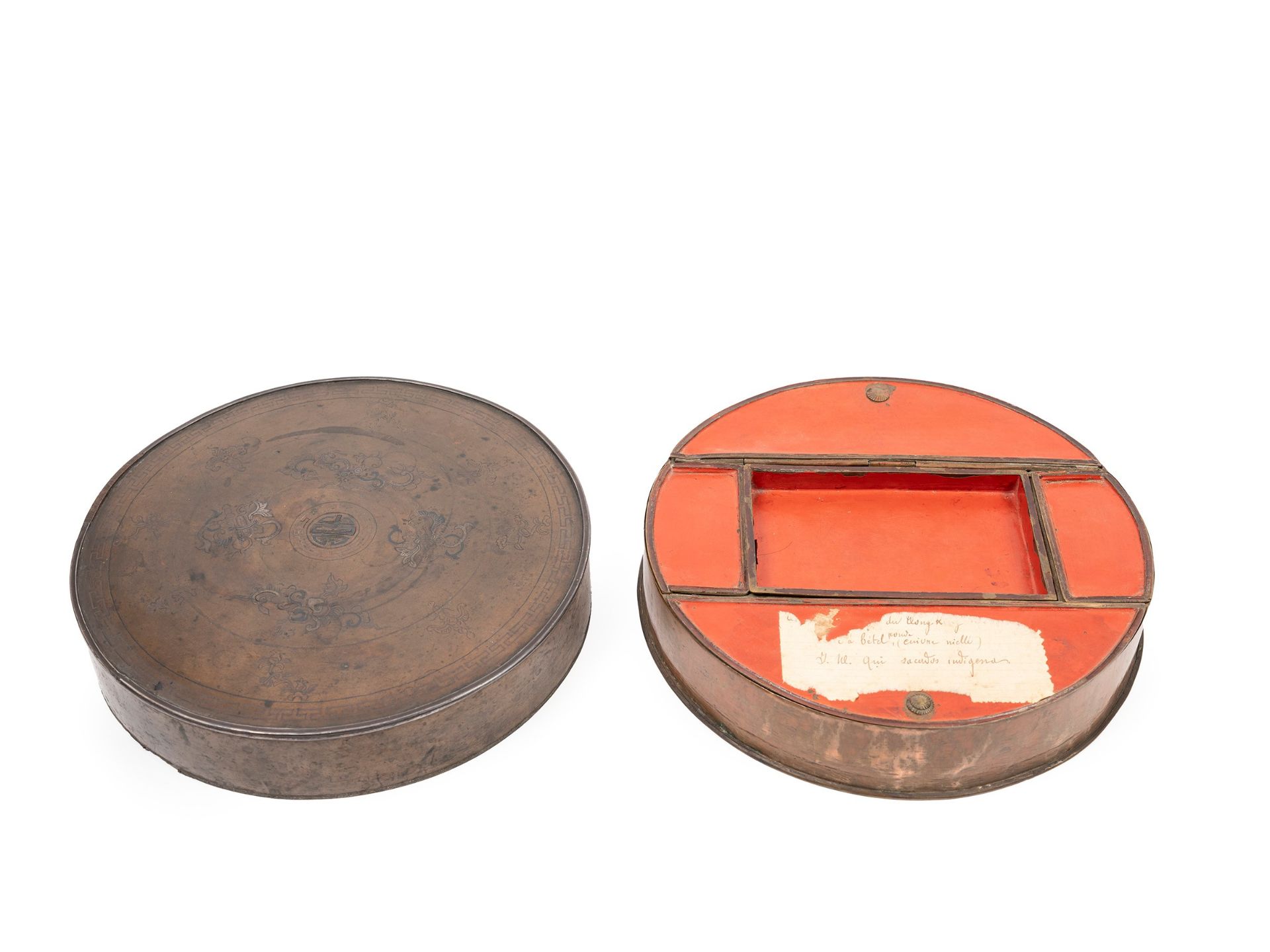 A METAL GAME BOX, China, 19th/20th century - Bild 2 aus 3