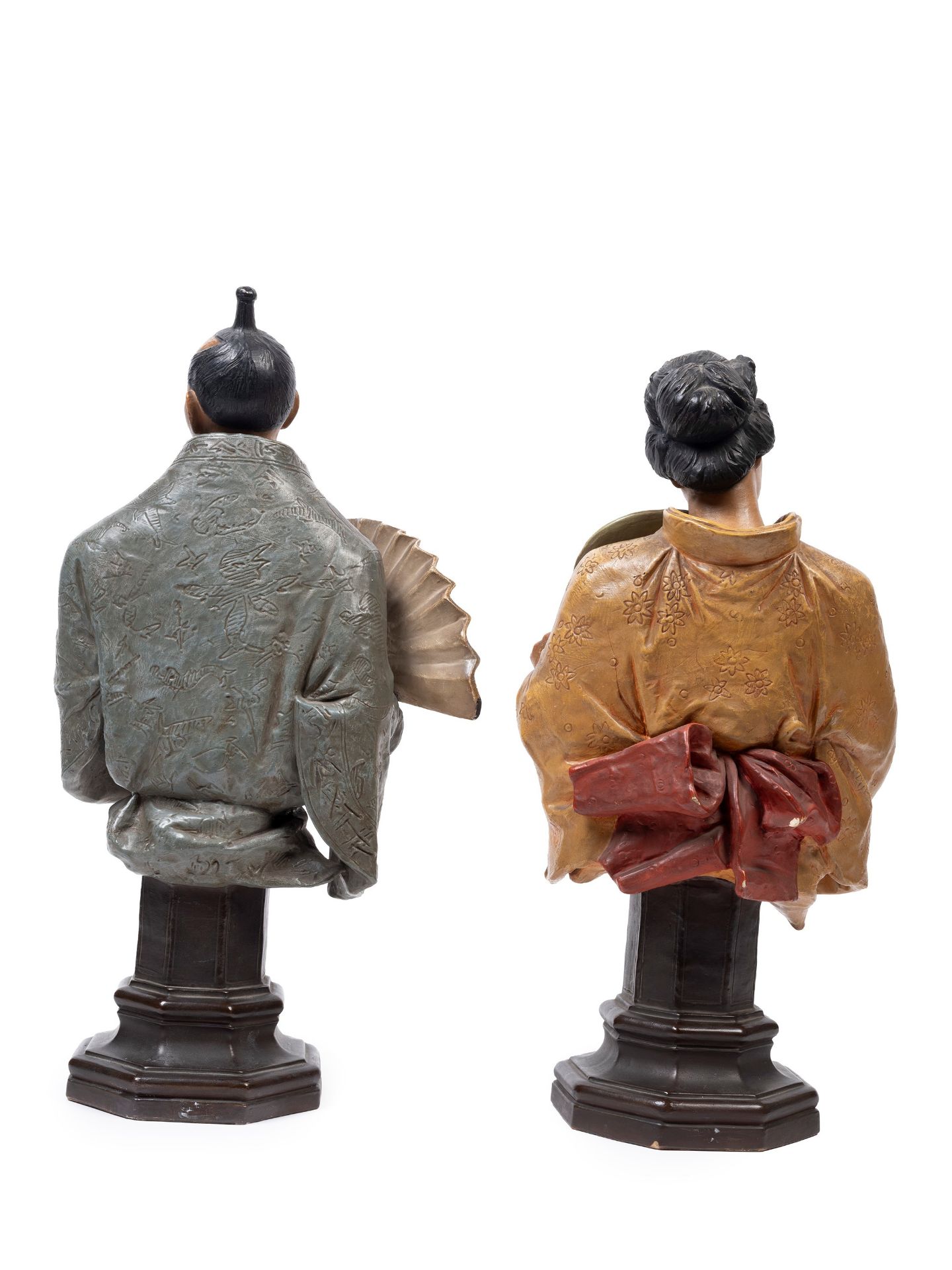 A PAIR OF POLYCHROME TERRACOTTA SCULPTURES, Early 20th century - Bild 2 aus 3