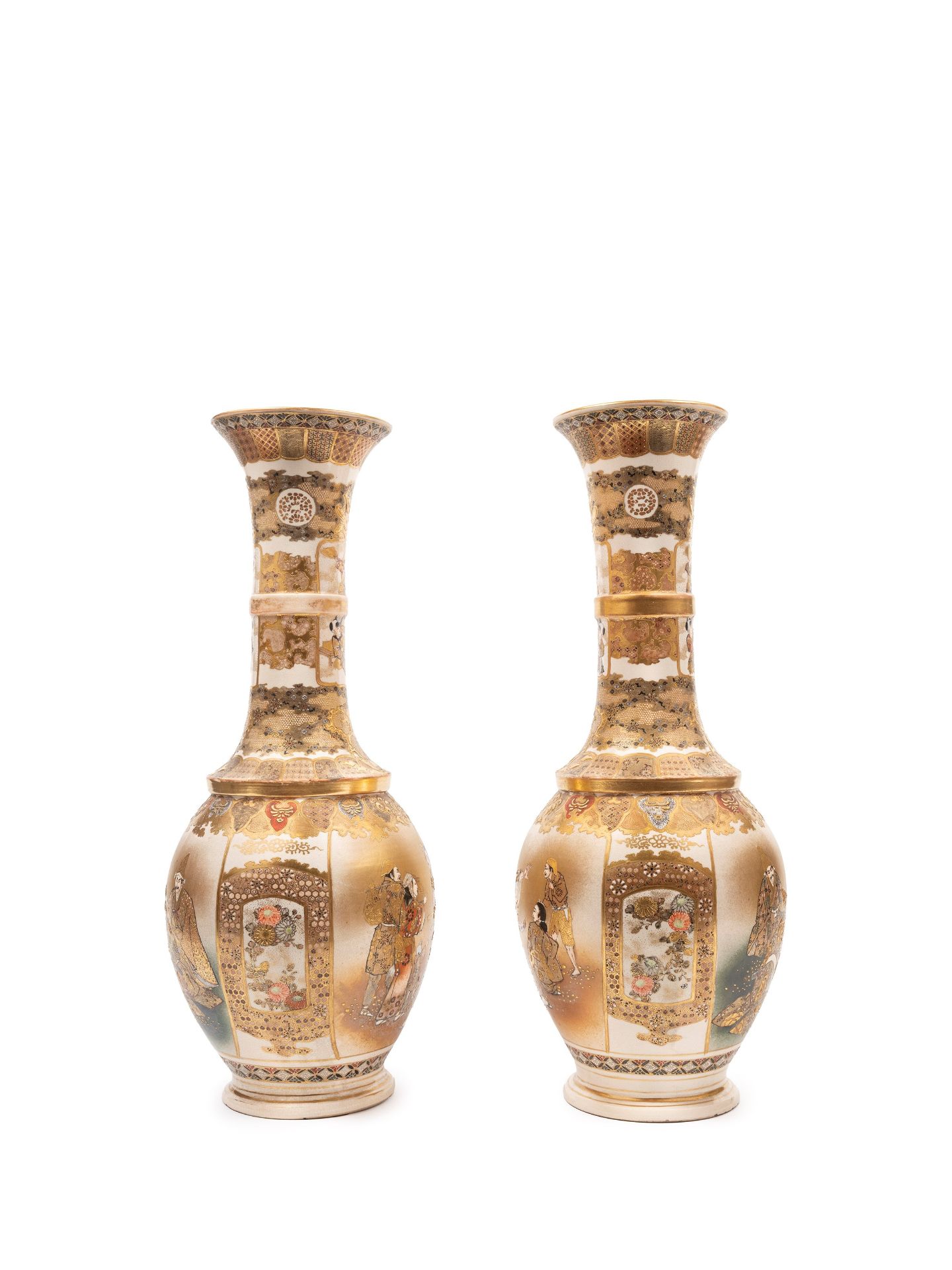 A PAIR OF SATSUMA VASES, Japan, Meiji period (1868-1912) - Bild 3 aus 3