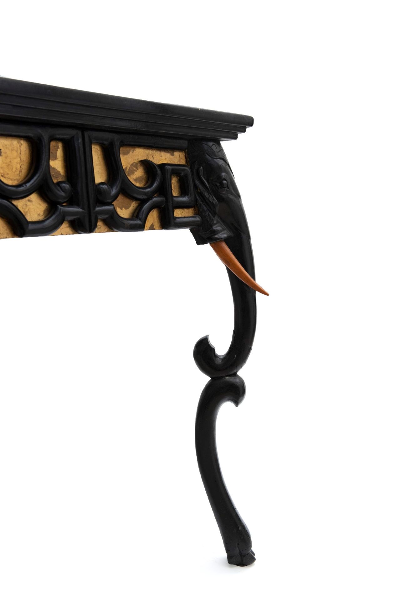 BLACK LACQUERED WOOD TABLE IN ECLECTIC STYLE, 20th century - Bild 3 aus 3